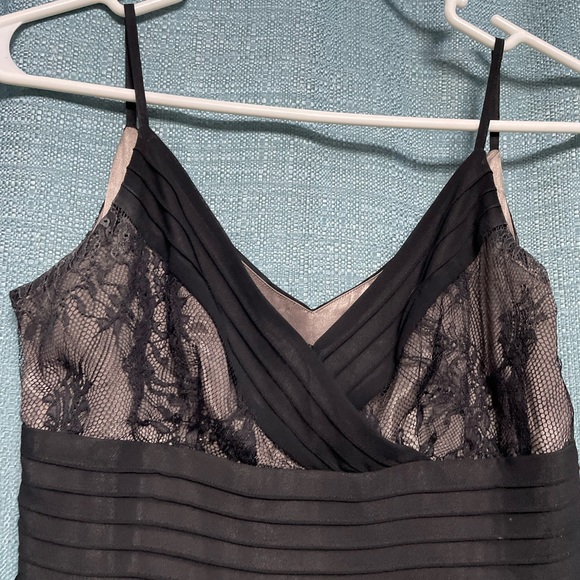 Ann Taylor black and gray lace dress - Picture 4 of 6